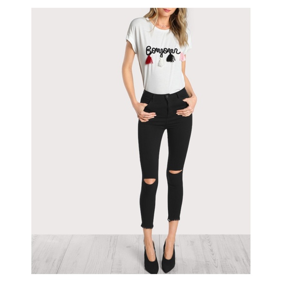 White Short Sleeve Embroidered Tassel T-Shirt - Picture 5 of 5